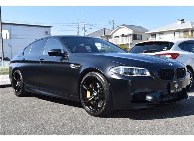 BMW M5 full