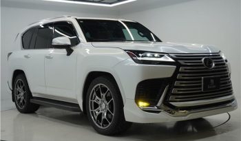 LEXUS LX600 full