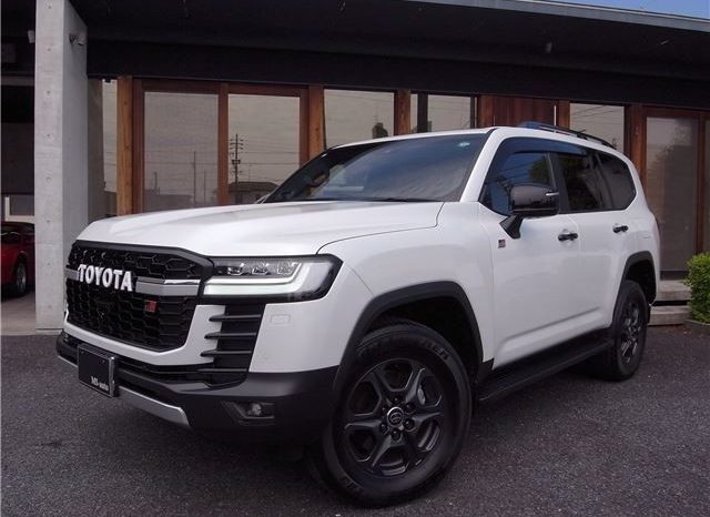 TOYOTA LAND CRUISER 300 GR full