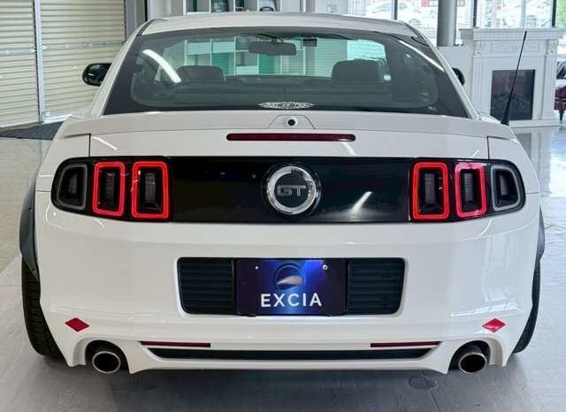 FORD MUSTANG GT full