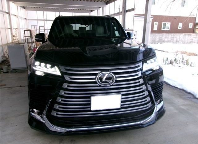 LEXUS LX600 full