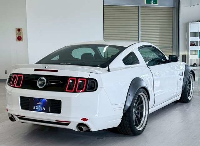 FORD MUSTANG GT full
