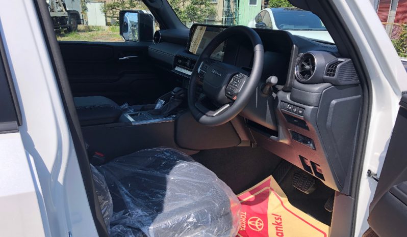 TOYOTA LAND CRUISER 250 full