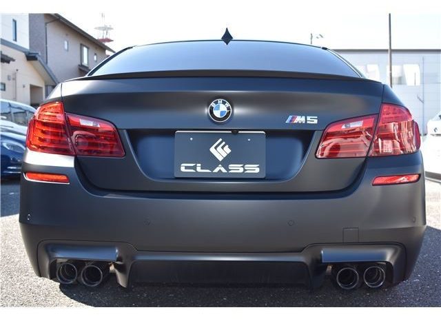 BMW M5 full
