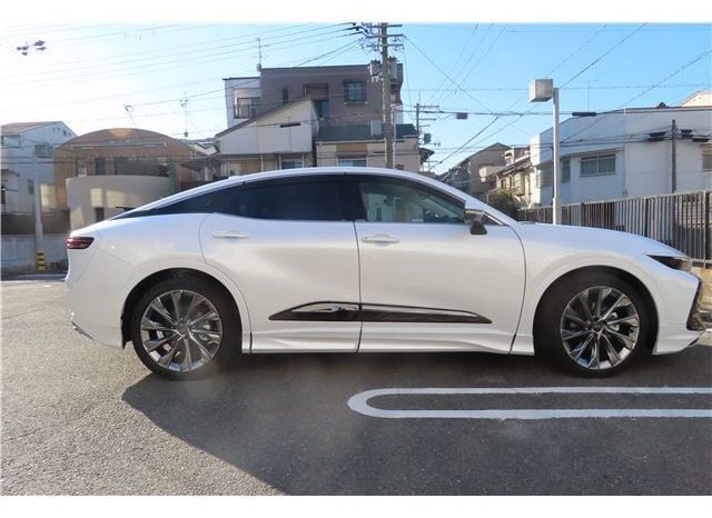 TOYOTA CROSS CROSSOVER full