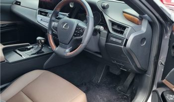 LEXUS ES full