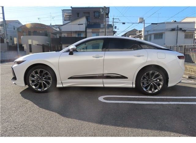 TOYOTA CROSS CROSSOVER full