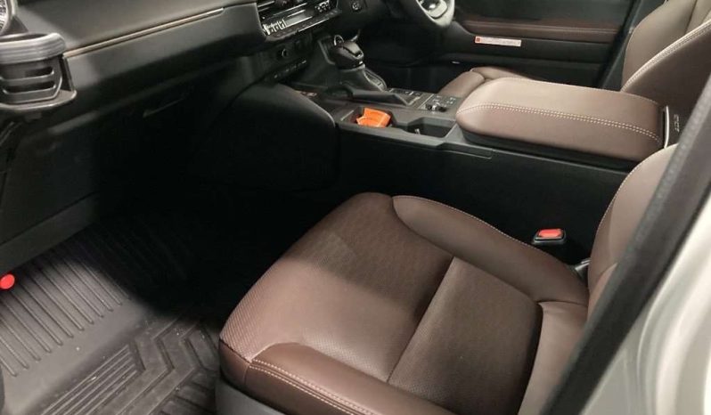 TOYOTA LAND CRUISER 250 full