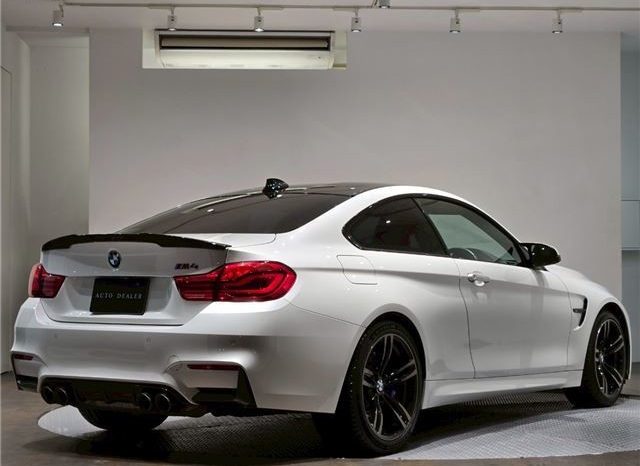 BMW M4 full