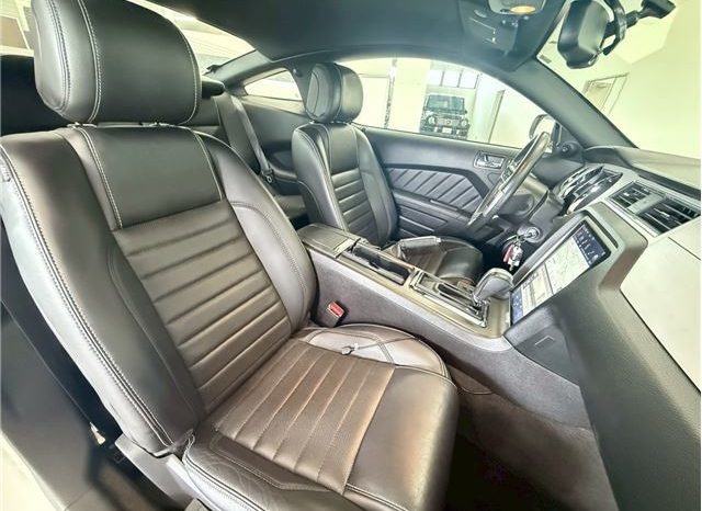 FORD MUSTANG GT full