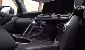 TOYOTA LAND CRUISER 300 GR full