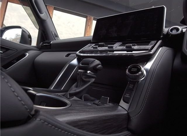 TOYOTA LAND CRUISER 300 GR full