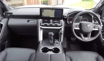 TOYOTA LAND CRUISER 300 GR full