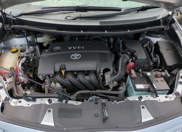 TOYOTA AURIS 2010 full