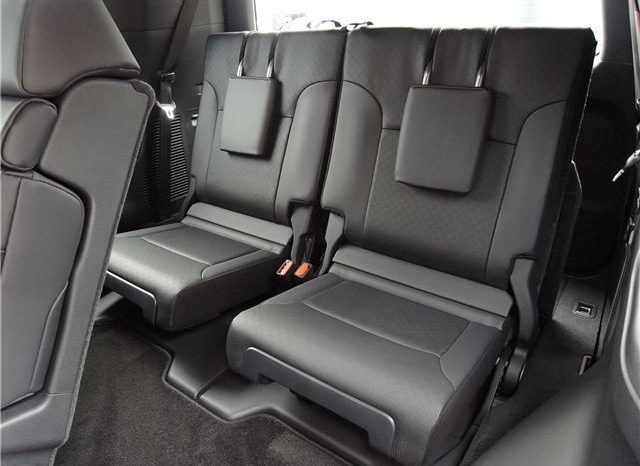 TOYOTA LAND CRUISER 300 GR full