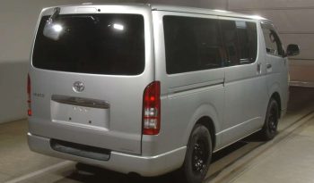 TOYOTA HIACE VAN full