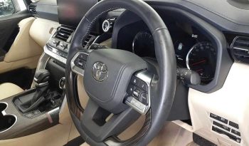TOYOTA LAND CRUISER ZX full