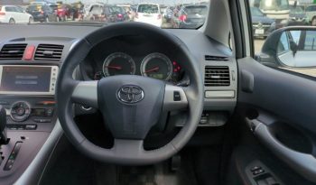 TOYOTA AURIS 2010 full