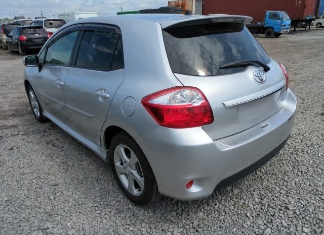 TOYOTA AURIS 2010 full