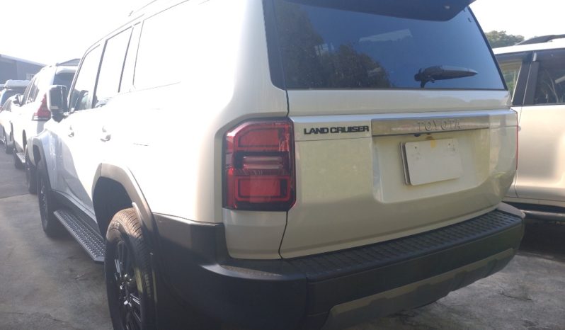 TOYOTA LAND CRUISER 250 full