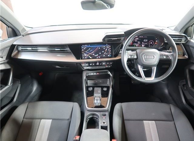 AUDI A3 30 TFSI SEDAN full