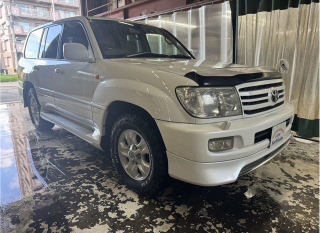 TOYOTA LAND CRUISER 100 full
