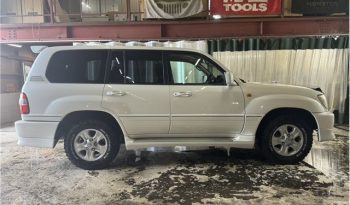 TOYOTA LAND CRUISER 100 full