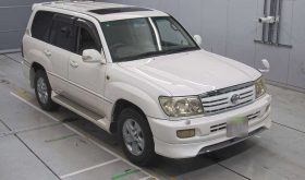 TOYOTA LAND CRUISER 100
