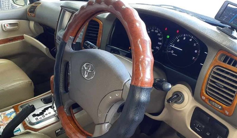 TOYOTA LAND CRUISER 100 full