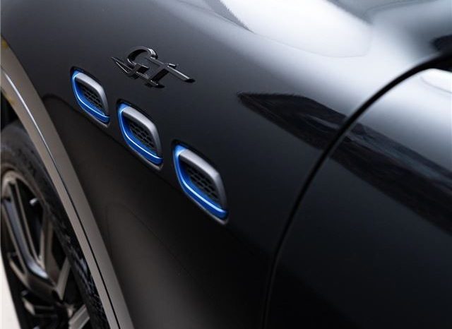 MASERATI GT LEVANTE full