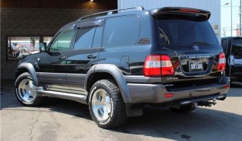 TOYOTA LAND CRUISER 100 full