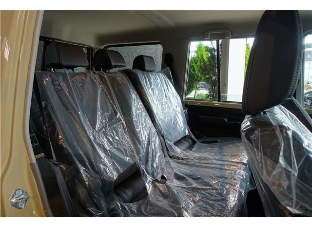 TOYOTA LAND CRUISER 70 full
