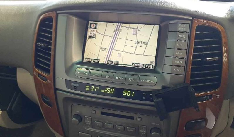 TOYOTA LAND CRUISER 100 full