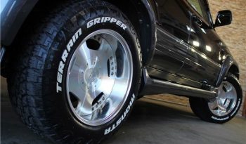 TOYOTA LAND CRUISER 100 full