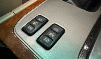 TOYOTA LAND CRUISER 100 full