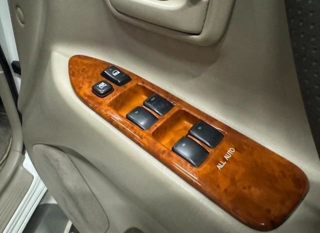 TOYOTA LAND CRUISER 100 full