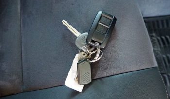 TOYOTA LAND CRUISER 70 full