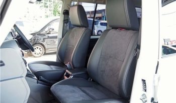 TOYOTA LAND CRUISER 70 full