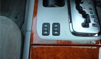 TOYOTA LAND CRUISER 100 full