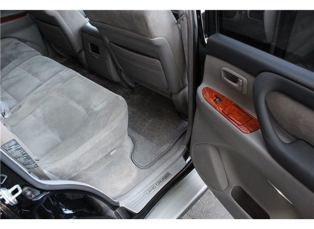 TOYOTA LAND CRUISER 100 full