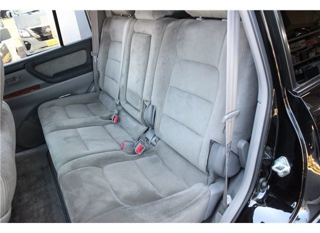 TOYOTA LAND CRUISER 100 full