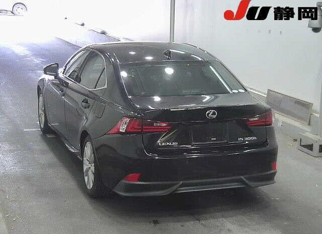 LEXUS IS300H full