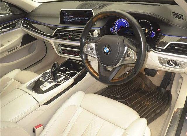 BMW 7 SERIES full