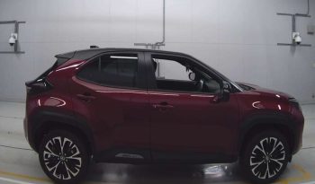 TOYOTA YARIS CROSS full