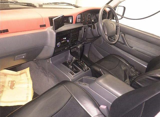 TOYOTA LAND CRUISER 80 full