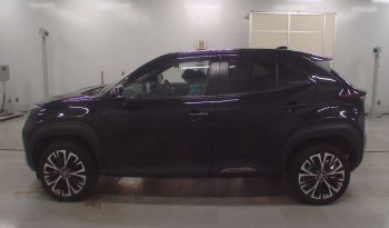 TOYOTA YARIS CROSS full