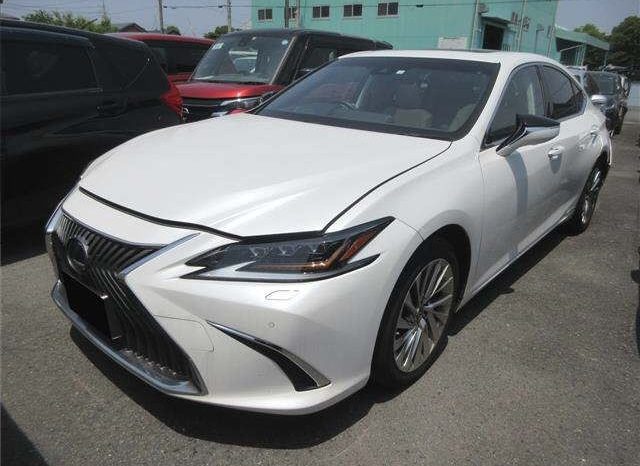LEXUS ES300H full