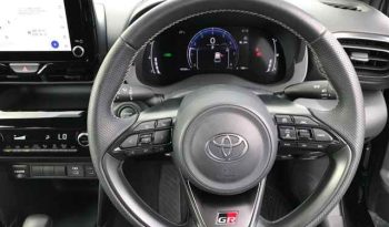 TOYOTA YARIS CROSS full