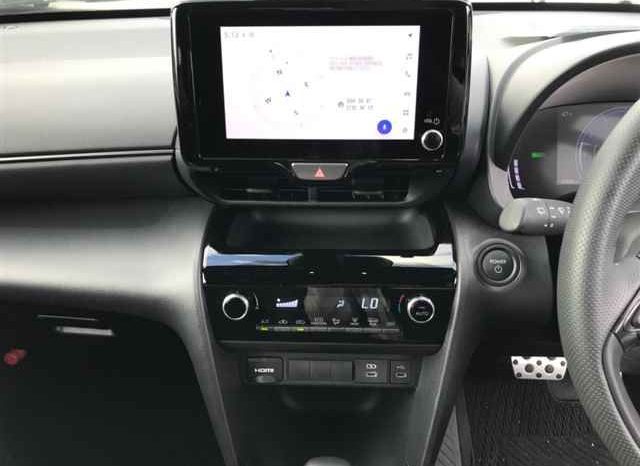 TOYOTA YARIS CROSS full