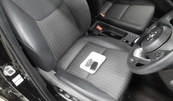 TOYOTA YARIS CROSS full